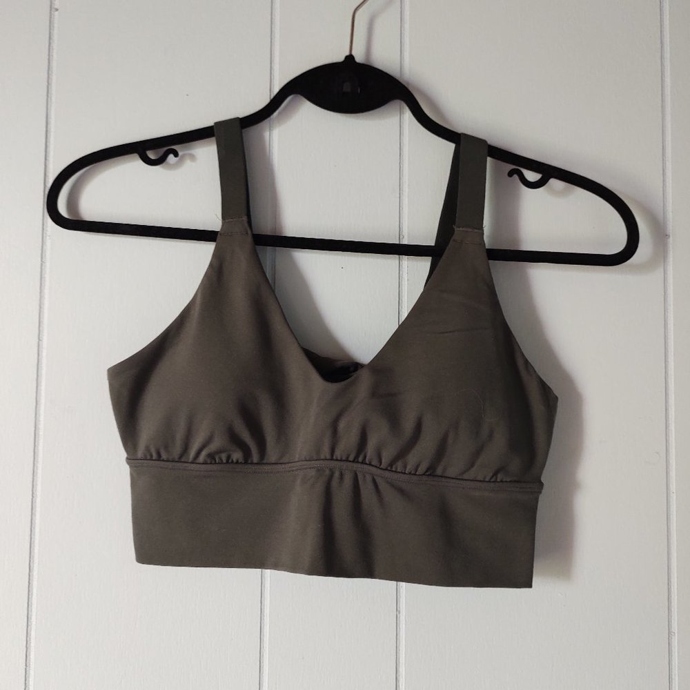 Aerie Real Me Twist Back Sports Bra